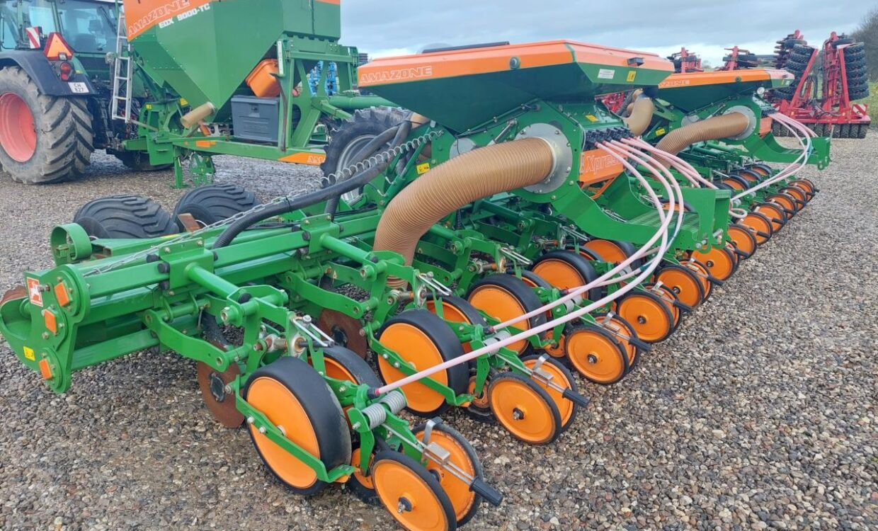 Precision sowing machine Amazone EDX 9000-TC MED GPS: picture 14