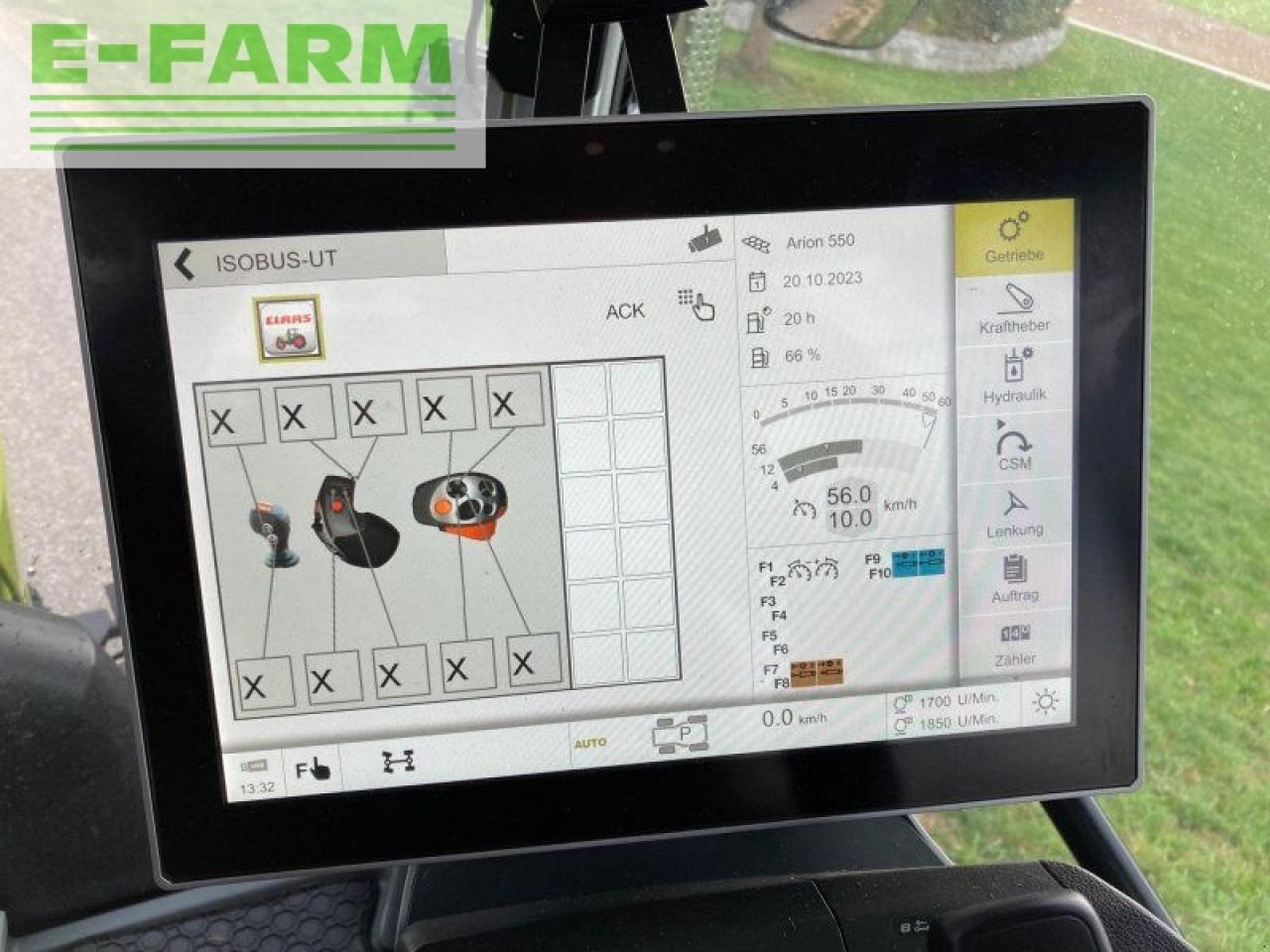 Farm tractor CLAAS arion 550 cmatic: picture 24