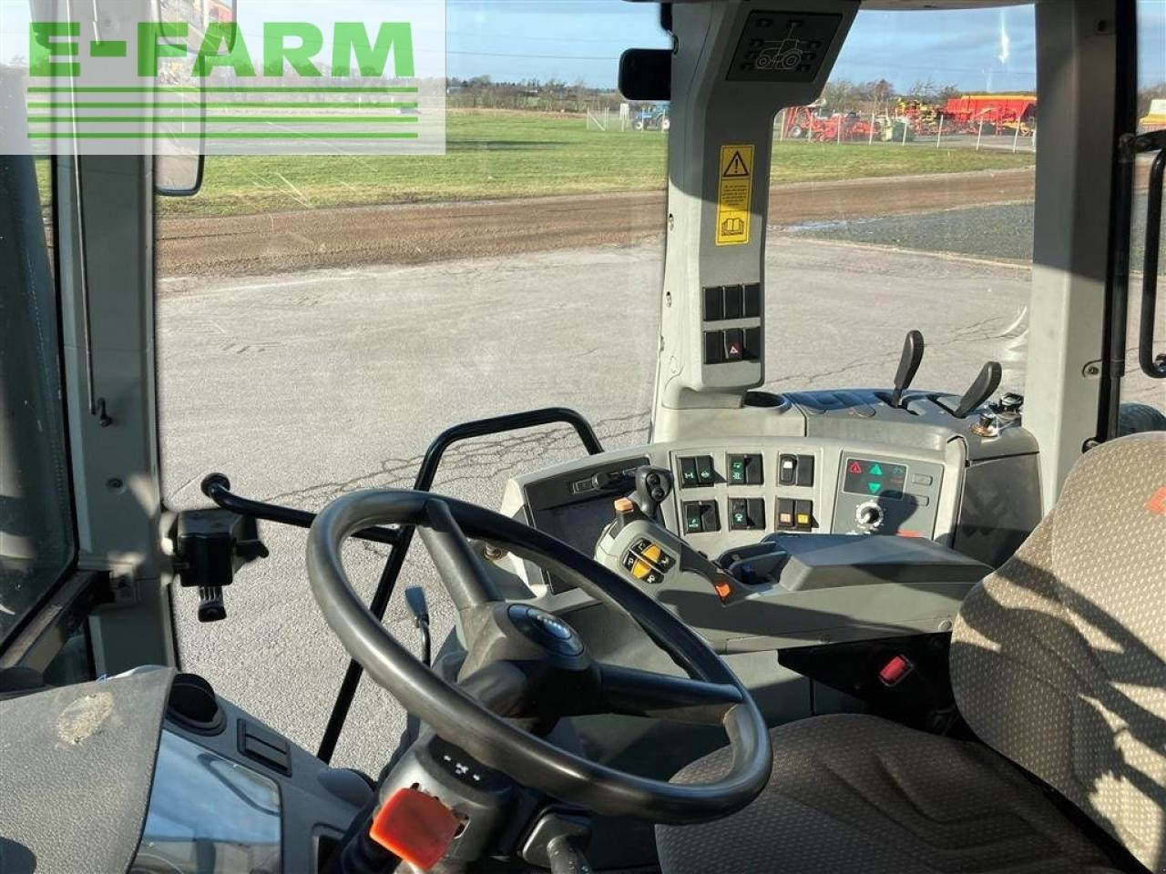 Farm tractor CLAAS arion 640 cebis CEBIS: picture 5