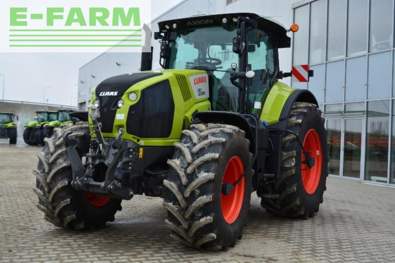 Farm tractor CLAAS axion 810: picture 3