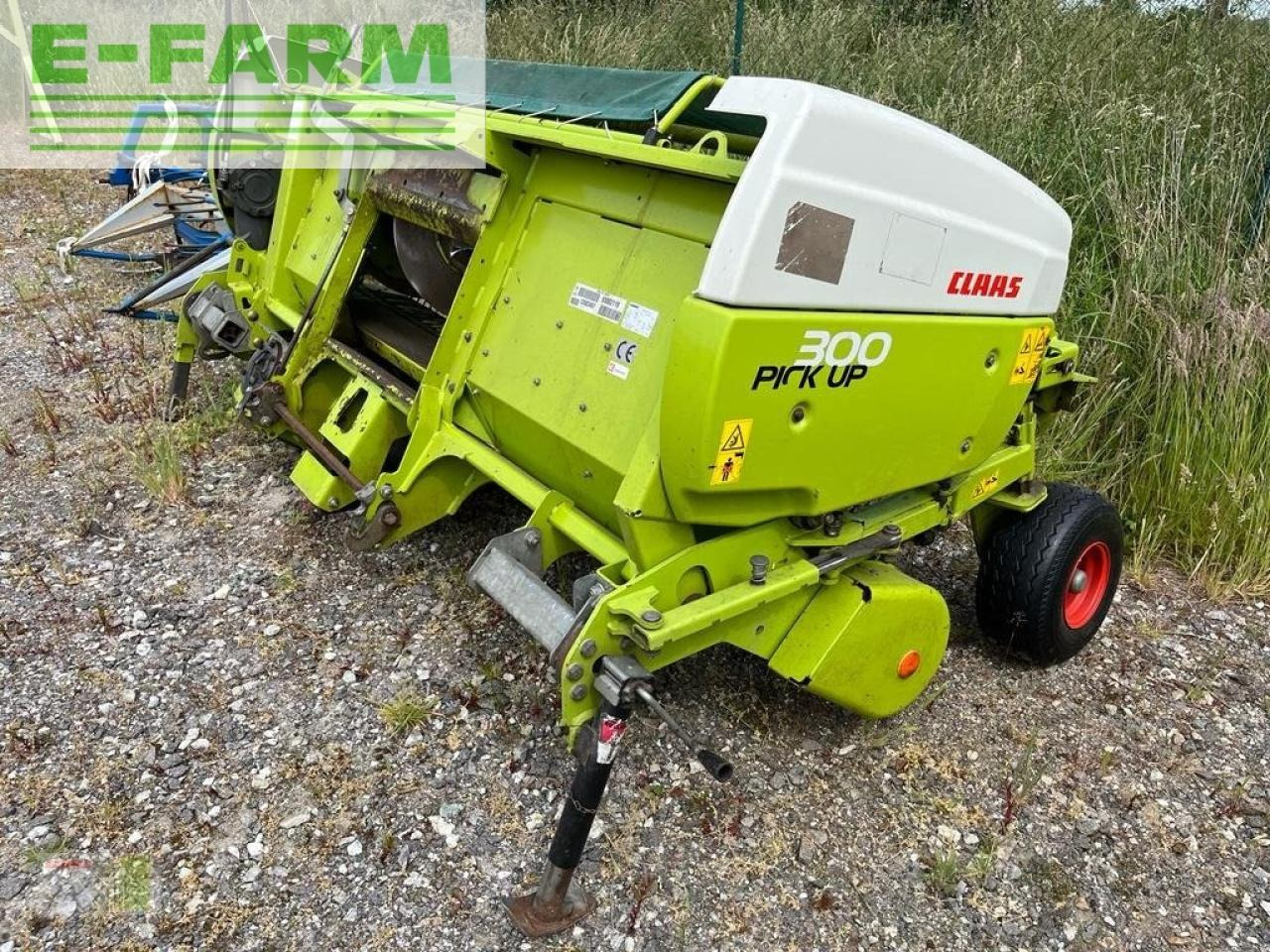 Forage harvester attachment CLAAS pick up 300: picture 9