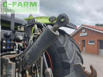 Farm tractor CLAAS xerion 4000 vc: picture 5