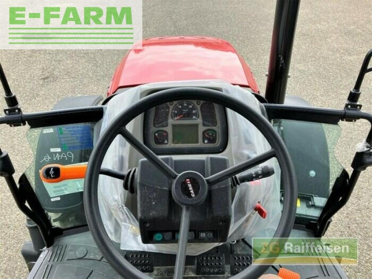 Farm tractor Case-IH farmall 55a: picture 11