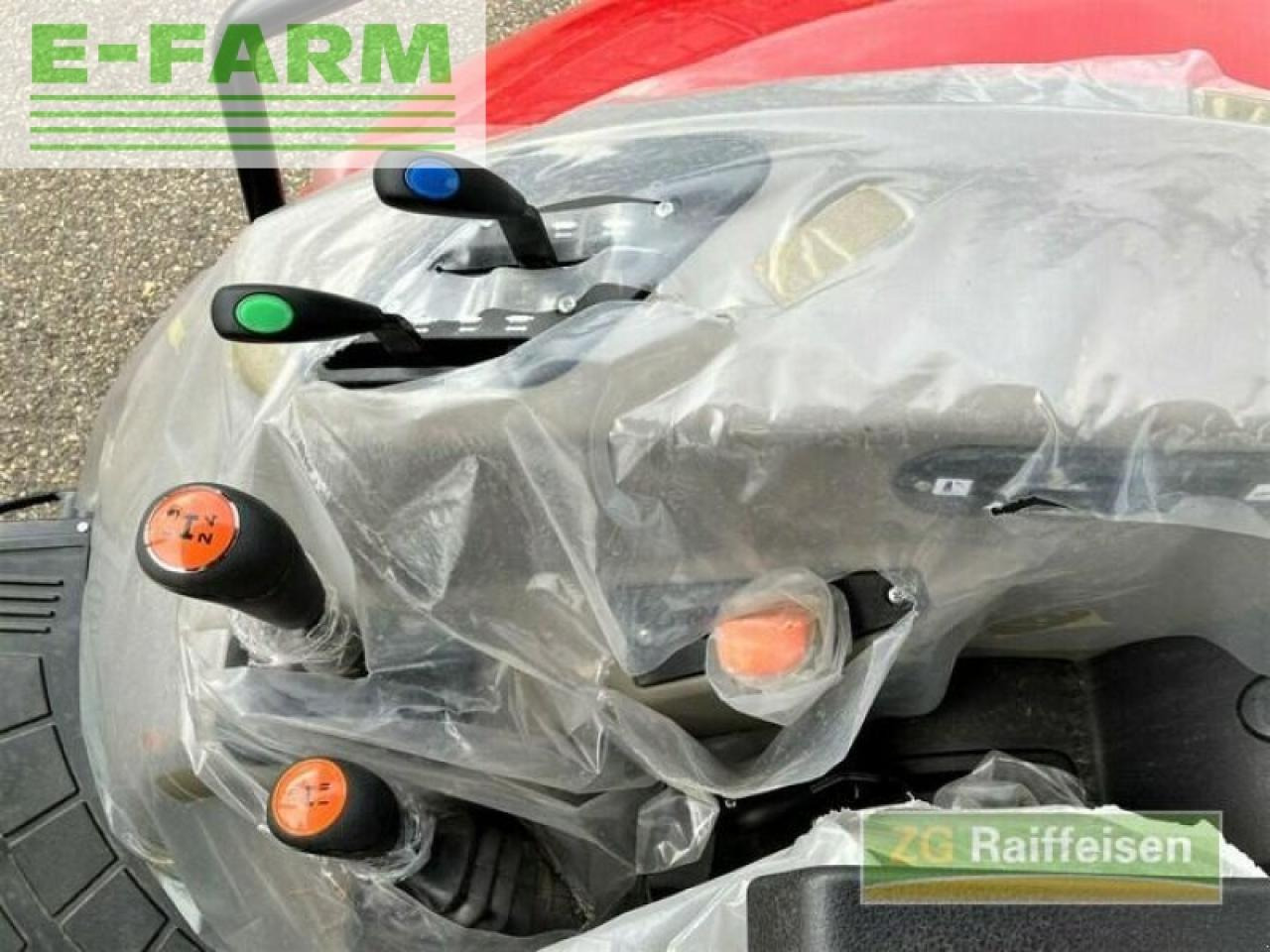 Farm tractor Case-IH farmall 55a: picture 13