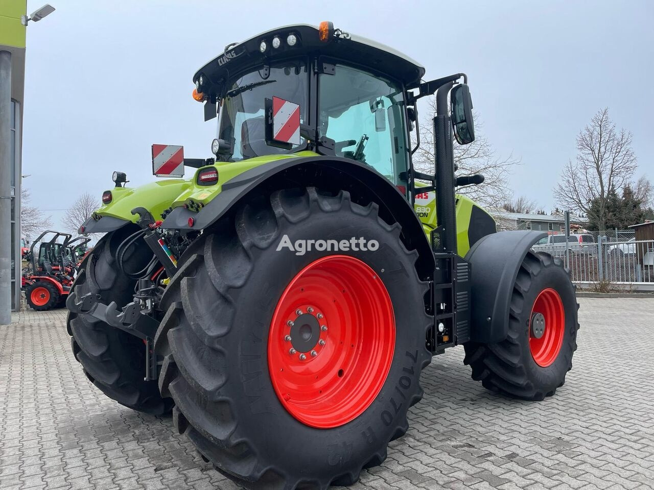 New Farm tractor Claas AXION 830 CMTIC: picture 9