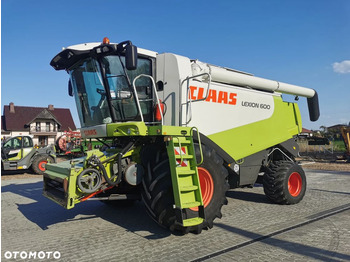 Combine harvester Claas Lexion 600: picture 1