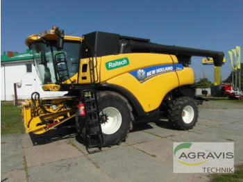 New Holland CR9080 - Combine harvester