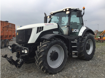 JCB FASTRAC 8250 V-TRONIC - Farm tractor