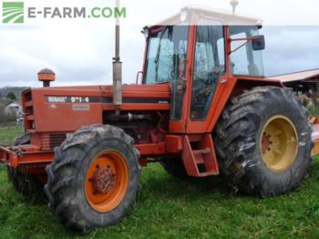 Renault 981-4 - Farm tractor
