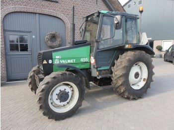 VALMET 455 - Farm tractor