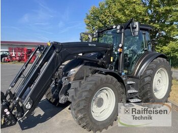 Farm tractor Valtra G135 A: picture 1