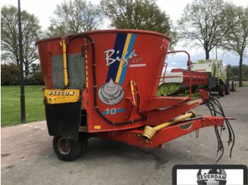 Peecon 10m3 - Forage mixer wagon