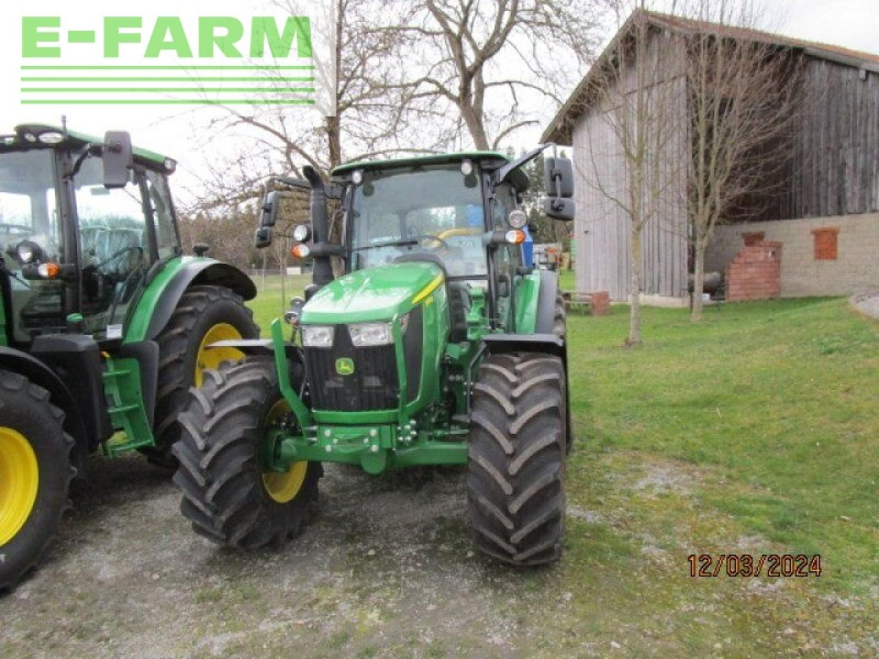 Farm tractor John Deere 5100 m: picture 7