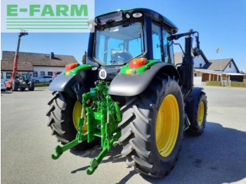 Farm tractor John Deere 6090m: picture 3