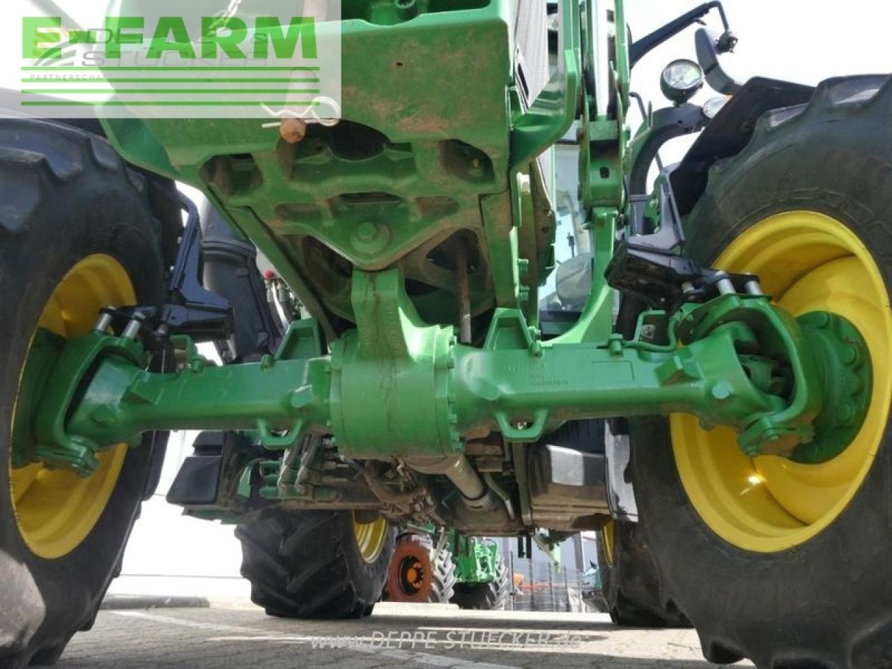 Farm tractor John Deere 6090m: picture 19