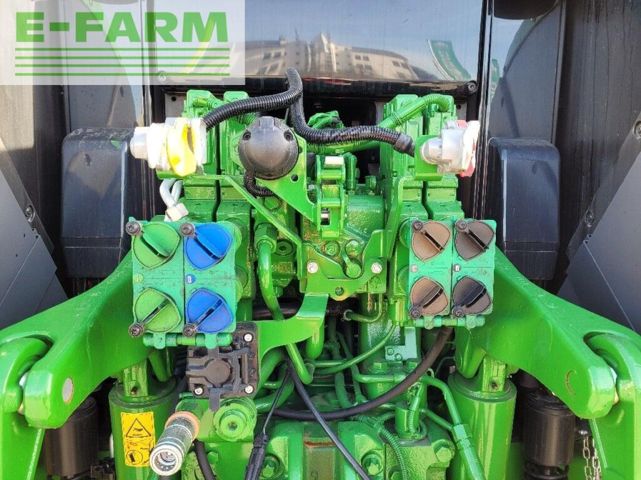 Farm tractor John Deere 6155 m: picture 8