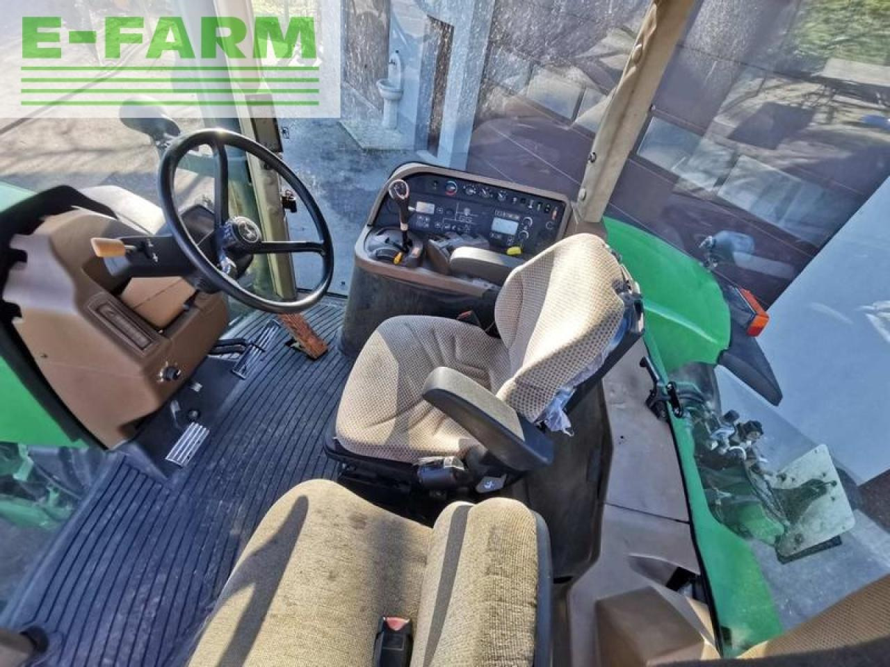 Farm tractor John Deere 7730: picture 10