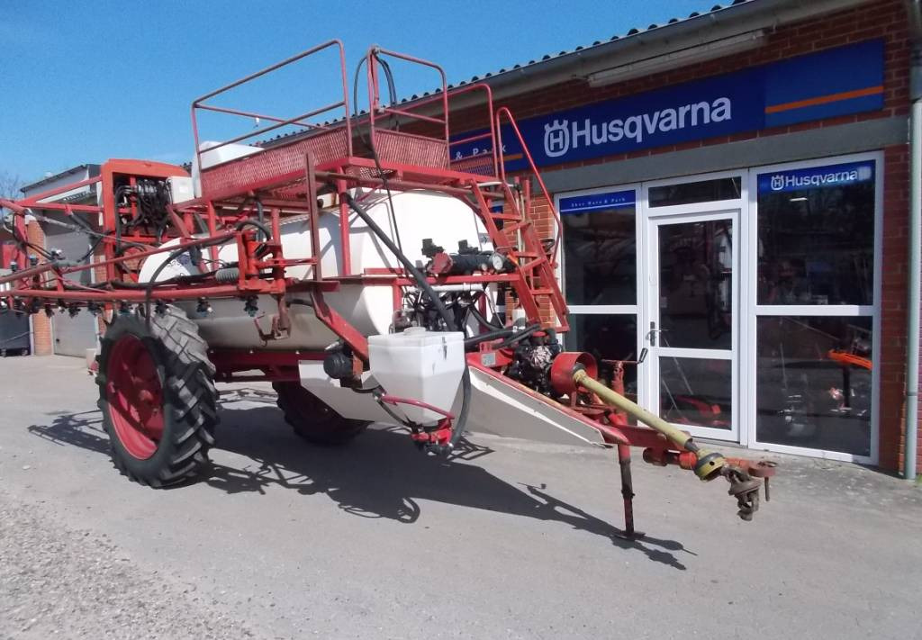 Trailed sprayer Lindus 3600 L 20 - 24 meter bom: picture 2