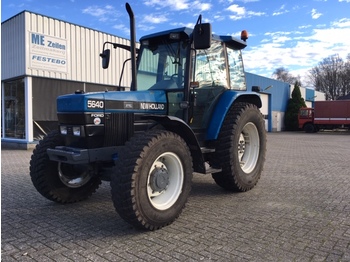 Farm tractor New Holland 5640 SLE: picture 1