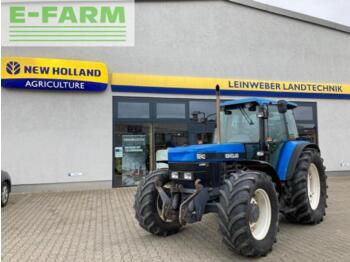 Farm tractor New Holland 8240 turbo: picture 1