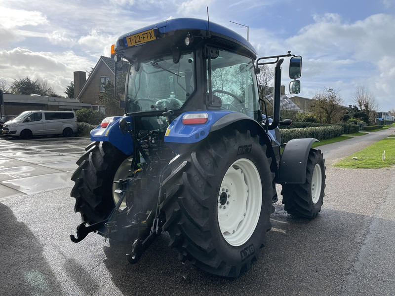 New Farm tractor New Holland T5.90S: picture 13