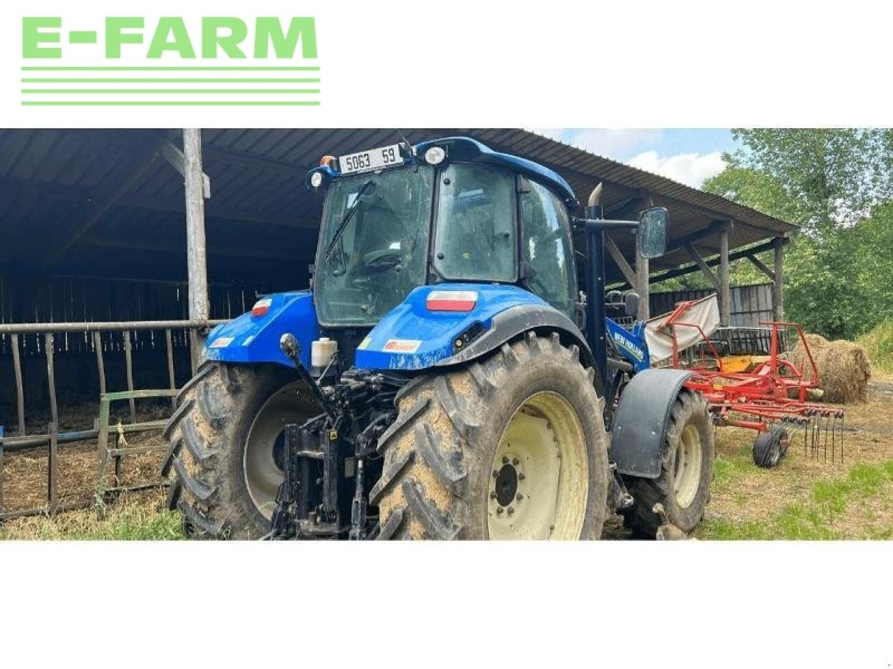 Farm tractor New Holland t5.95: picture 2