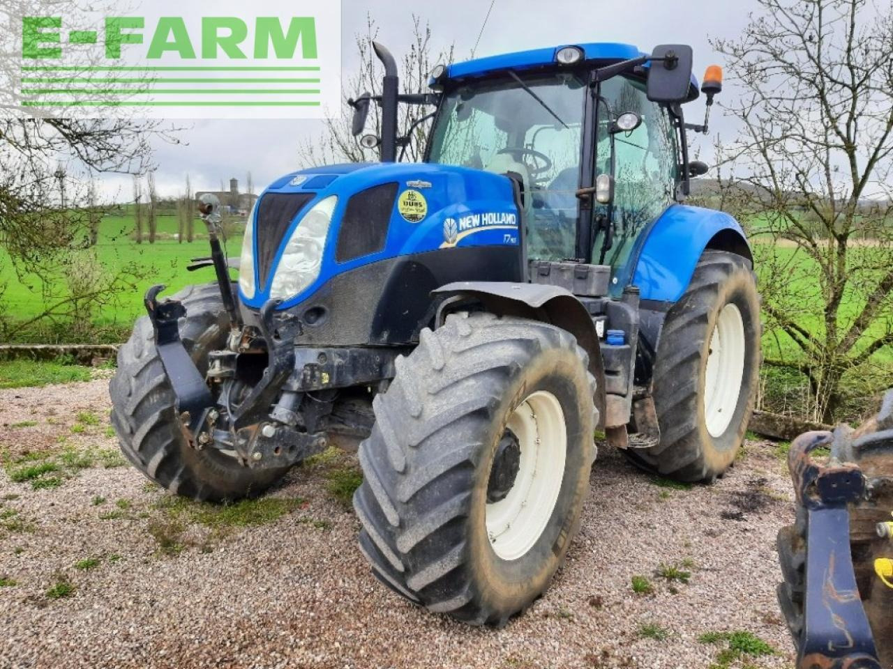 Farm tractor New Holland t7.185: picture 10