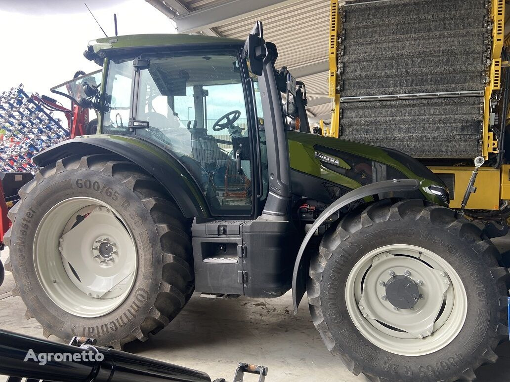 Farm tractor Valtra G135 Active: picture 5