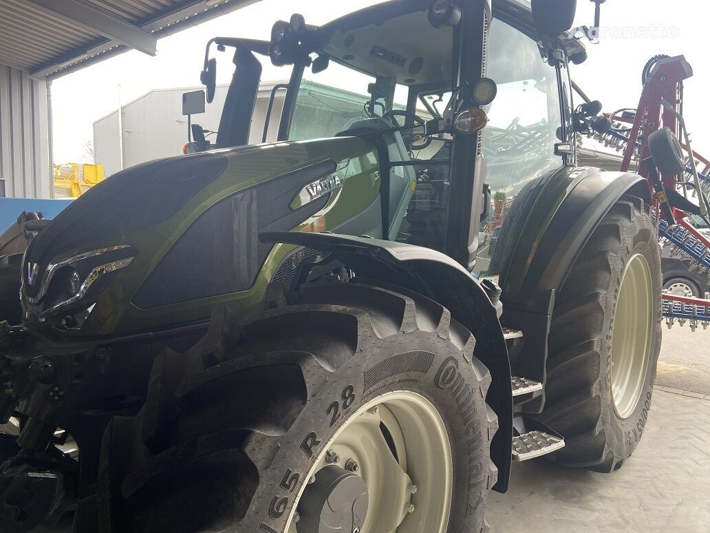 Farm tractor Valtra G135 Active: picture 6
