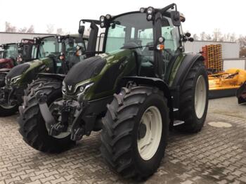New Farm tractor Valtra G 135 A: picture 1