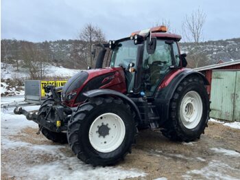 Farm tractor Valtra N174: picture 1
