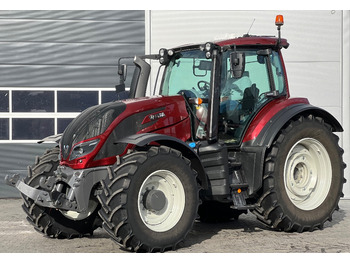 Farm tractor VALTRA T234