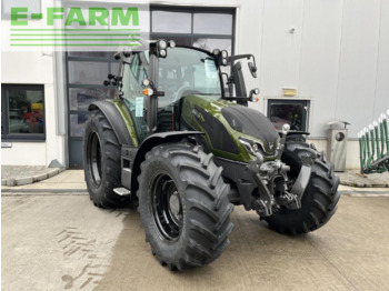 Farm tractor VALTRA