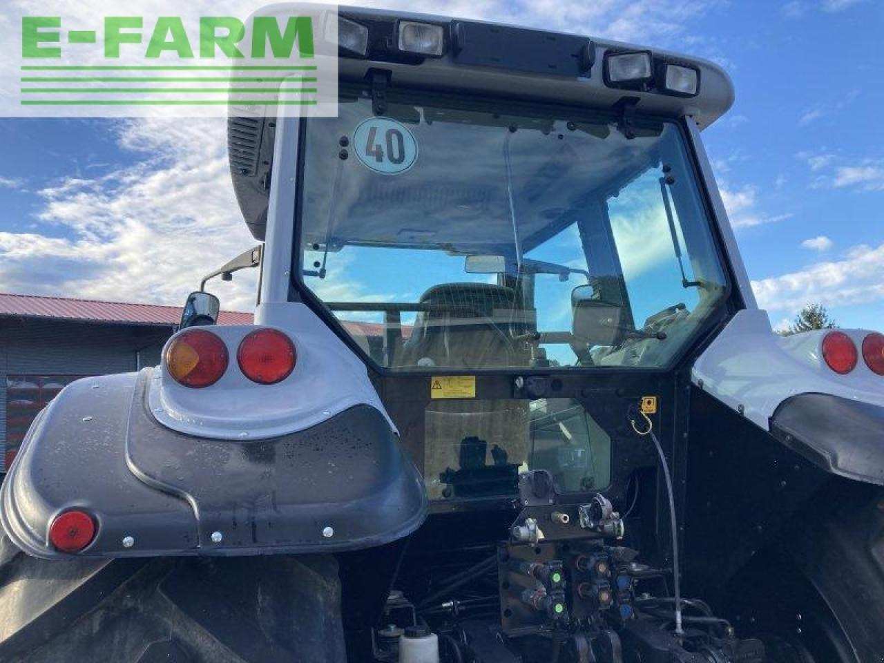 Farm tractor Valtra t170: picture 17