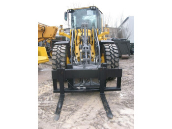 New Forks Balavto HYDRAULIC PALLET FORKS for loaders: picture 1