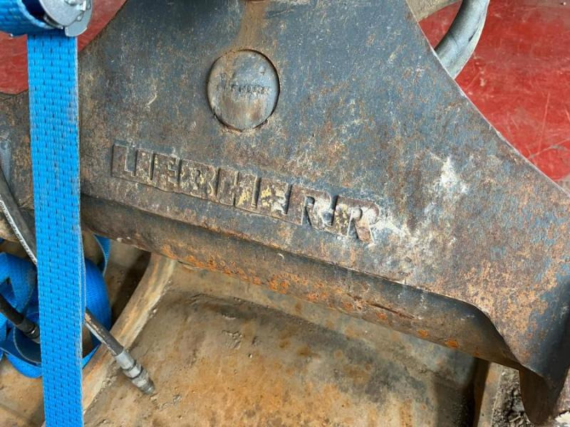 Excavator bucket for Construction machinery LIEBHERR Godet de curage ORIENTABLE: picture 8