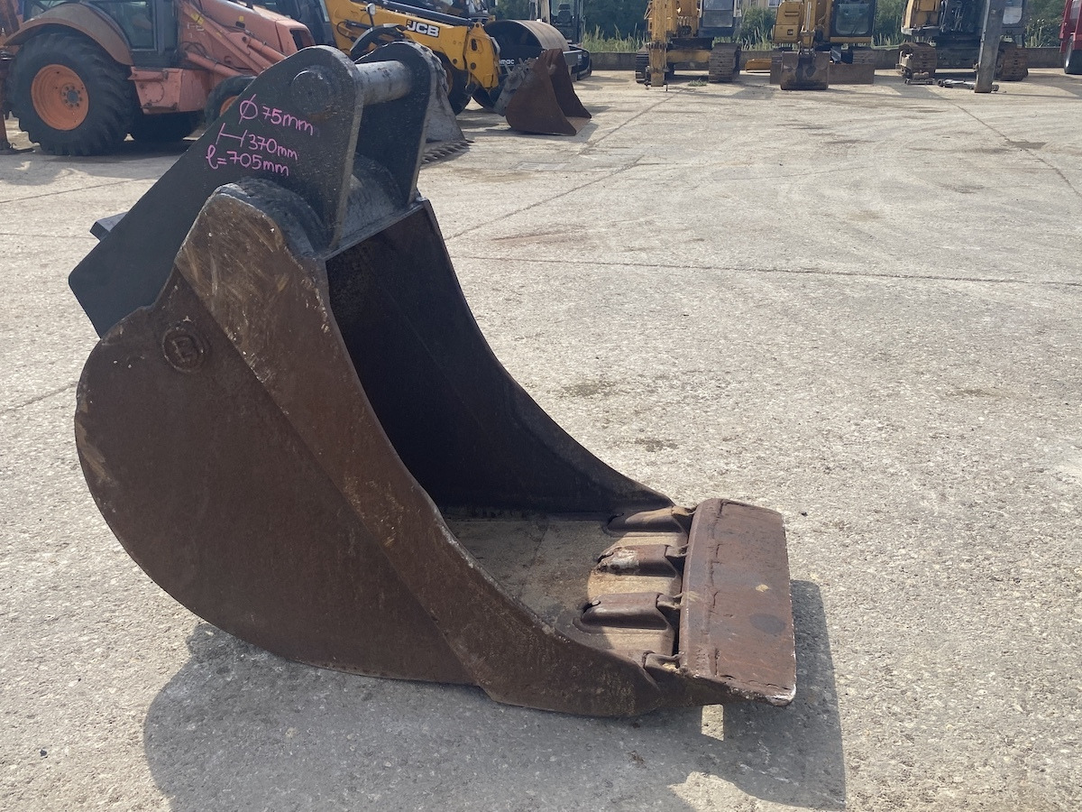 Excavator bucket for Construction machinery VTN 700-1200-cf-pf: picture 8