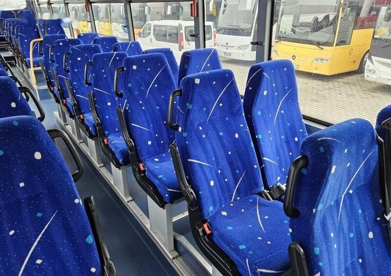 Suburban bus Irisbus CROSSWAY / SPROWADZONY / MANUAL / WINDA: picture 35