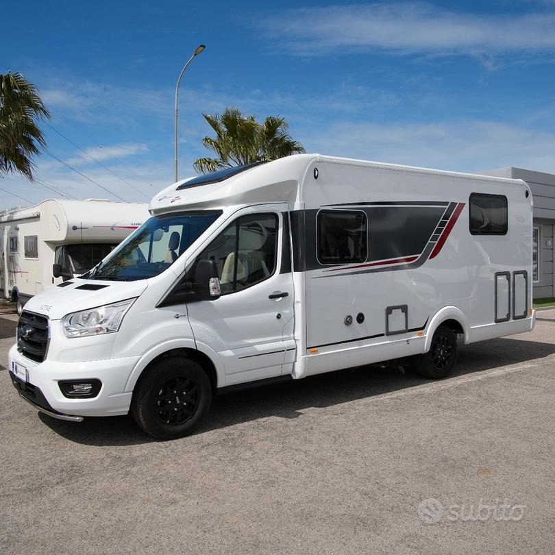 New Semi-integrated motorhome Burstner lineo t 700: picture 5
