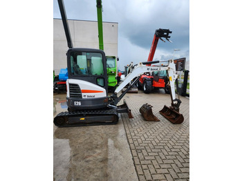 Mini excavator Bobcat E26: picture 5