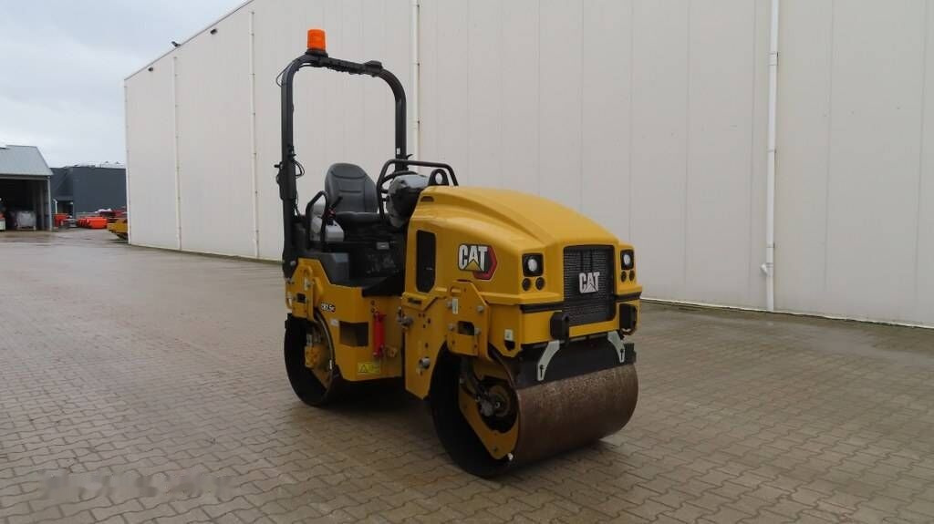 New Road roller CAT CB2.5 GC: picture 8