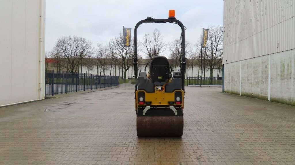 New Road roller CAT CB2.5 GC: picture 3