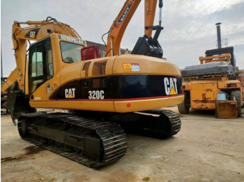 Crawler excavator Caterpillar 320C: picture 1