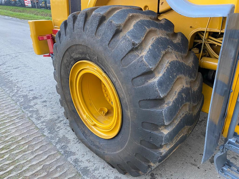 Wheel loader Caterpillar 966H: picture 11