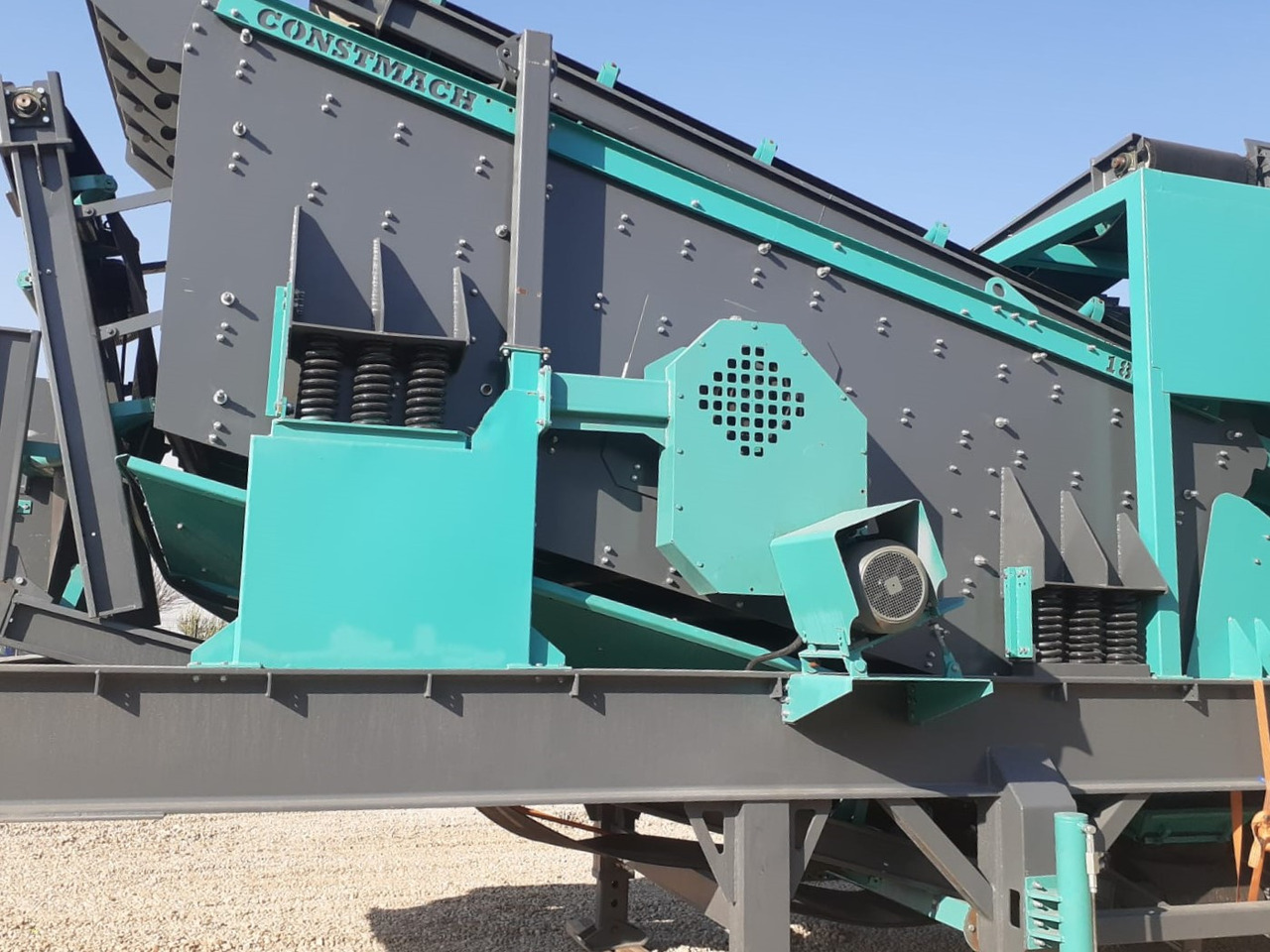 New Mobile crusher Constmach JC-1 Mobile Backenbrecheranlage 60-80 tph: picture 4