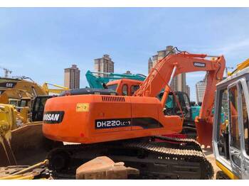 Crawler excavator Doosan DH220LC-7: picture 1