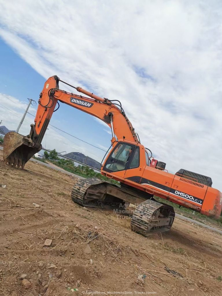 Crawler excavator Doosan DH500LC-7: picture 2