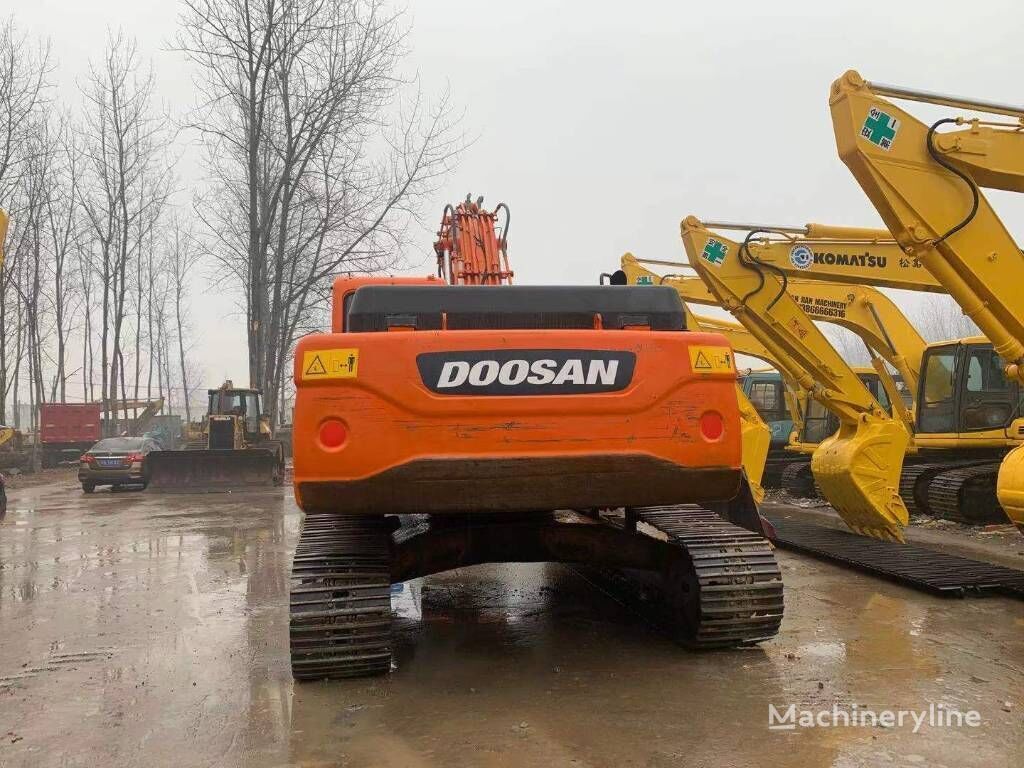 Crawler excavator Doosan DX 300 LC: picture 3