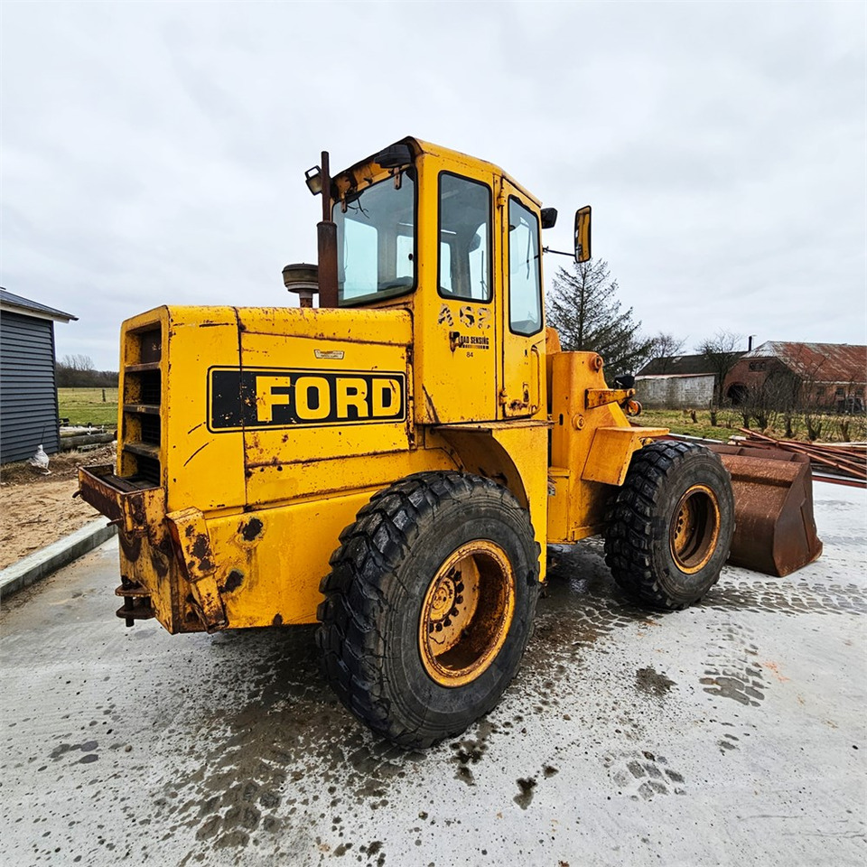 Wheel loader Ford A 62: picture 6