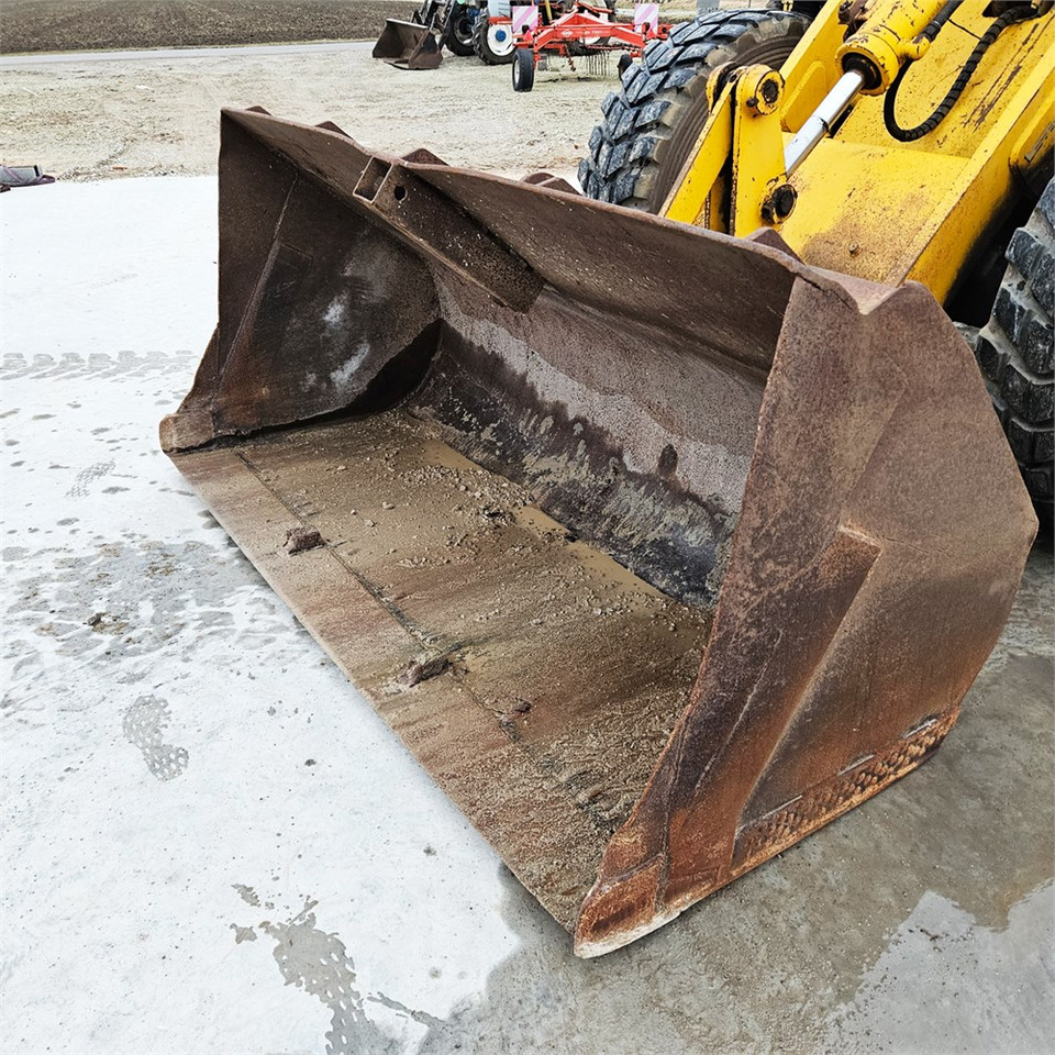 Wheel loader Ford A 62: picture 41